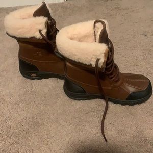 Unisex Ugg Boats Size 13.